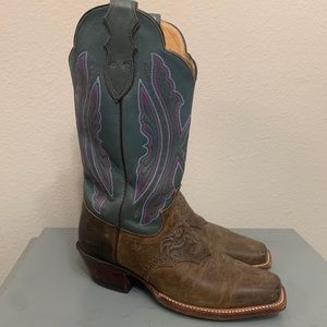 Justin cowgirl boots western style